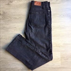 Black Cropped Jeans